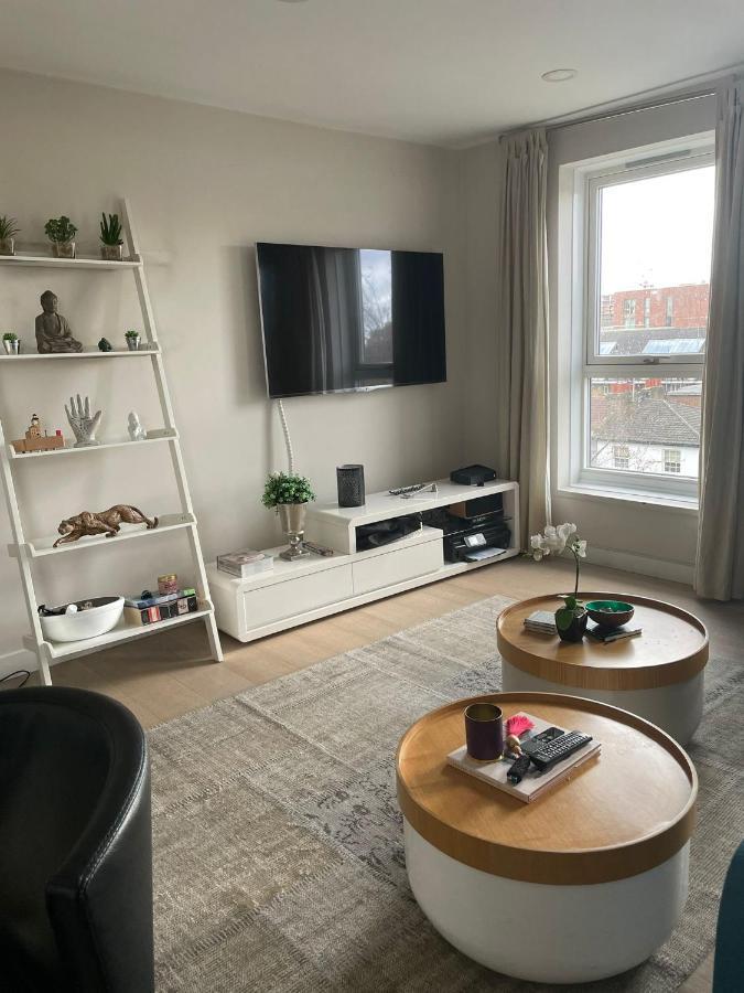לונדון 2 Bedroom Chelsea Apartment מראה חיצוני תמונה