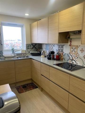 לונדון 2 Bedroom Chelsea Apartment מראה חיצוני תמונה
