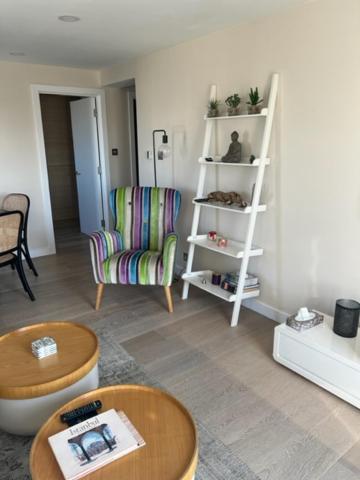 לונדון 2 Bedroom Chelsea Apartment מראה חיצוני תמונה